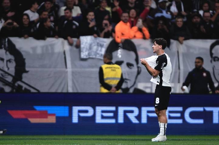 A doce rotina decisiva de Gui Negão no Corinthians