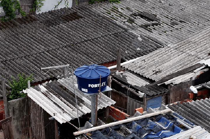 Caixa d’água gratuita em SP: saiba quem tem direito e como solicitar