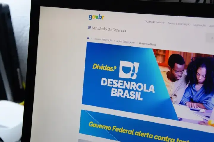 Consignado do INSS e saque do FGTS: o que muda para aposentados com o Desenrola 2.0?