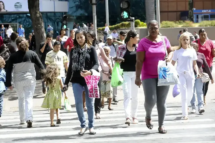 Desemprego sobe para 5,8% em fevereiro, mas é o menor para o trimestre