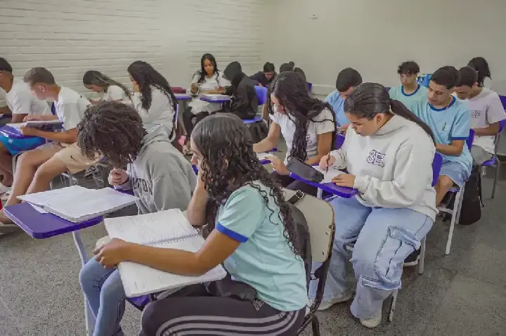 Estudantes de escolas públicas querem ensino e aprendizagem melhores