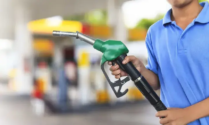 Governo diz que não há risco de desabastecimento de diesel no país