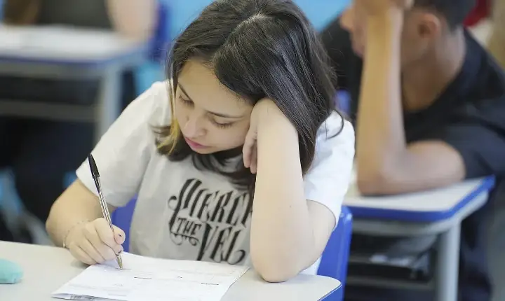 Matrículas para estudar na rede estadual de SP em 2027 começam nesta terça (1º)