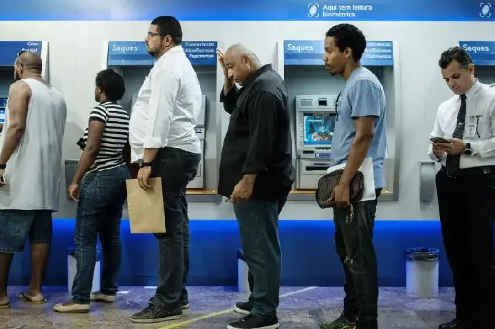 O que muda com a greve da Caixa e como pagar contas e sacar o FGTS?