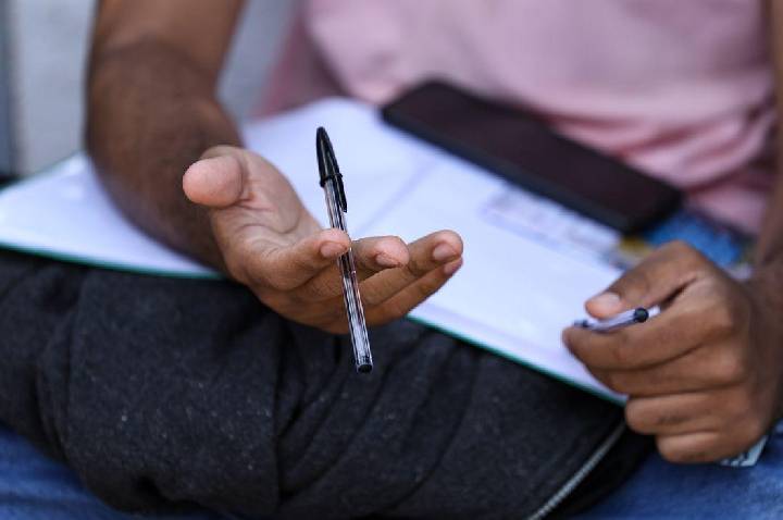 Prazo para pedir isenção da taxa de inscrição no Enem começa no dia 13