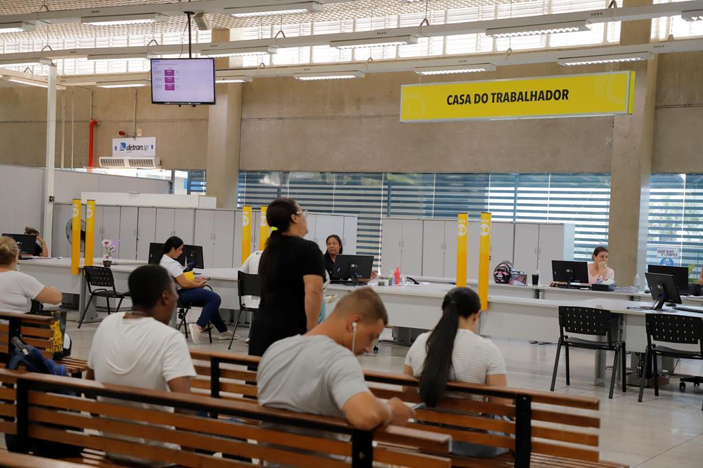 Barueri oferece 42 novas vagas de emprego entre 15 e 21 de julho