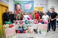 Câmara doa 420 mantas para a Campanha do Agasalho