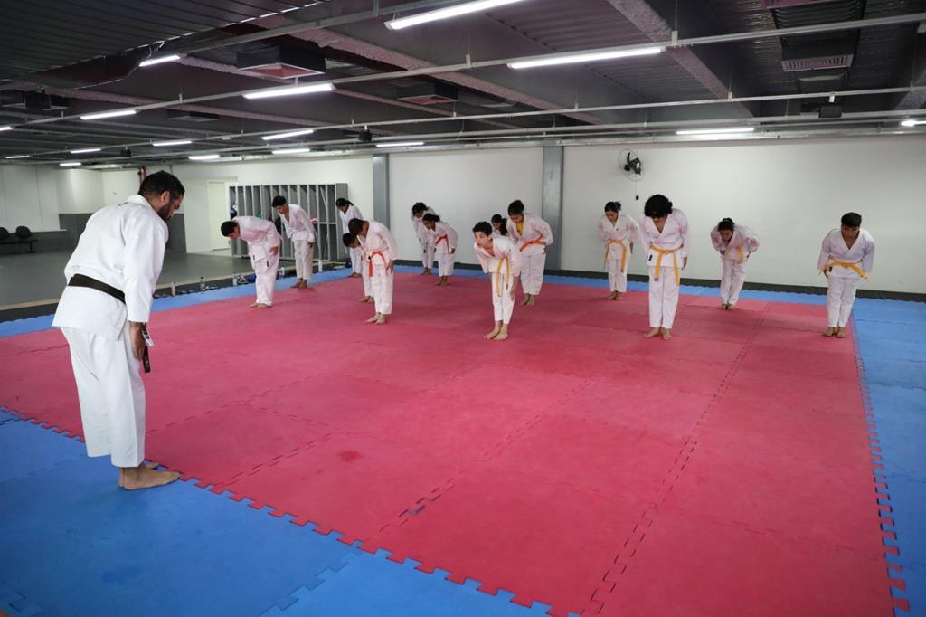 Barueri retoma aulas das Escolas de Esportes para o segundo semestre de 2025