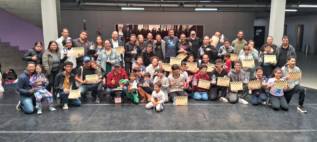 Festival de Xadrez de Barueri movimenta jogadores e familiares na Praça das Artes