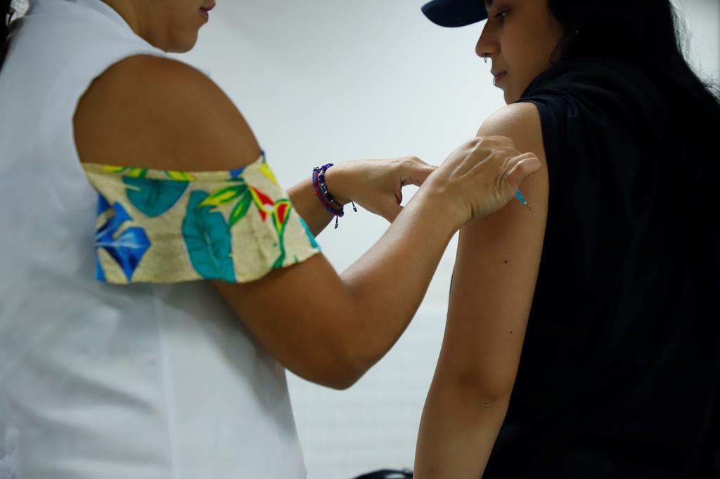 Barueri reforça campanha de vacinação contra o HPV para proteger adolescentes e prevenir o câncer