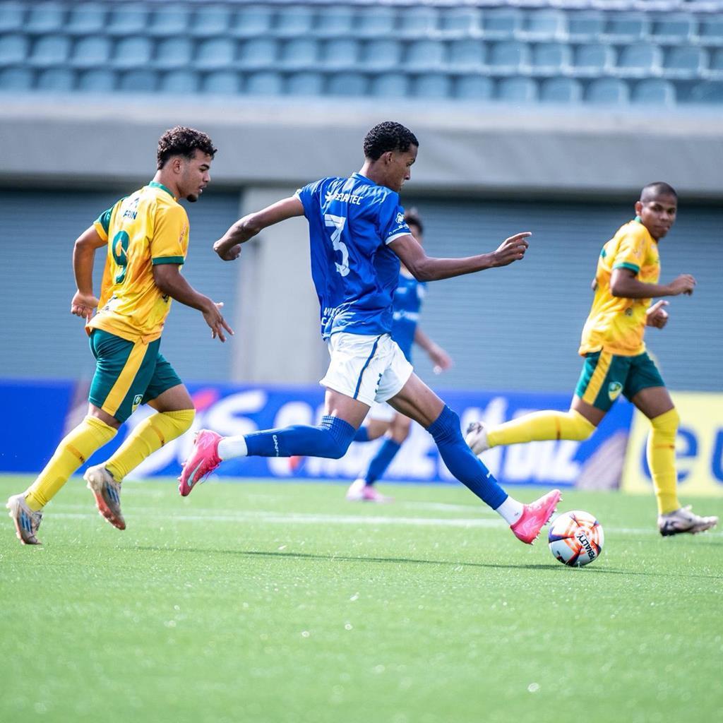 Copinha 2026: fase de grupos se destaca pela organização e grande público em Barueri