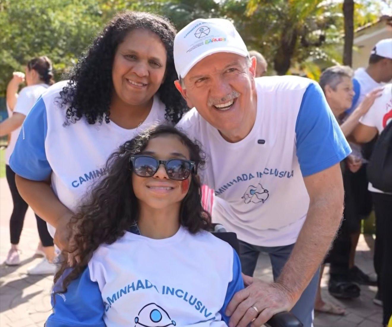 Prefeito de Barueri Beto Piteri participou da Caminhada Inclusiva no Parque Municipal Dom José