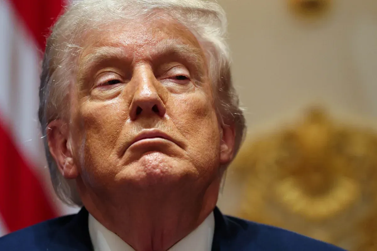 Trump anuncia taxa de 100% para genéricos importados a partir de 2028