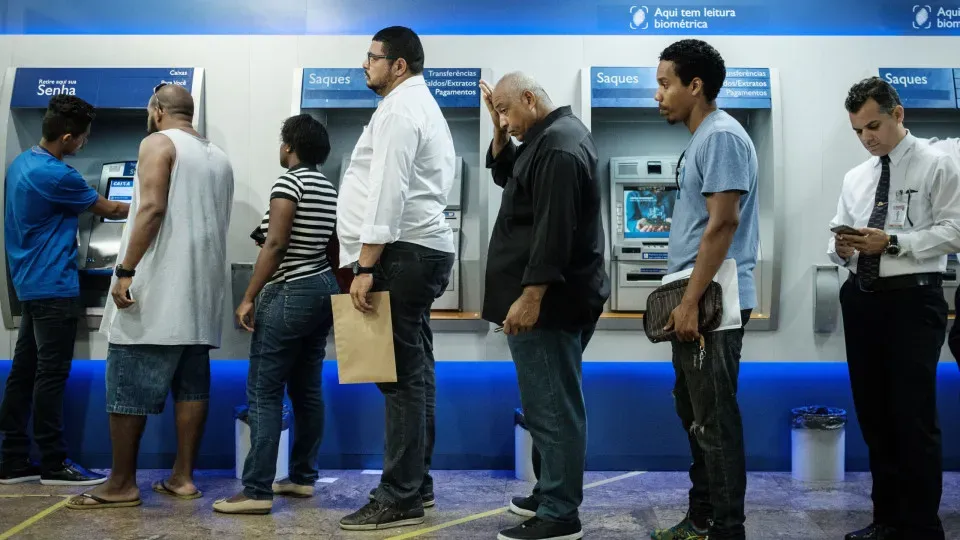 O que muda com a greve da Caixa e como pagar contas e sacar o FGTS?