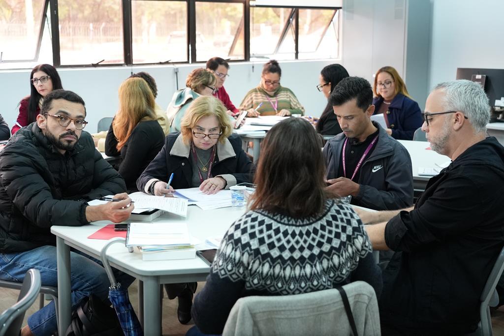 Prefeitura inaugura novas salas para promover a formação dos servidores da educação