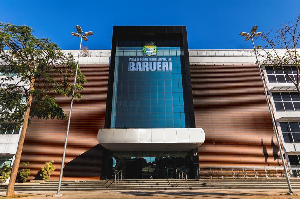 Confira o que abre e fecha nos dias do Servidor Público e de Finados