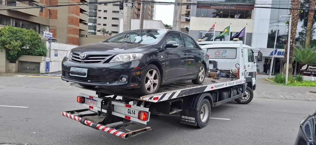 Fiscalização de trânsito de Barueri retira veículos de circulação por irregularidades graves