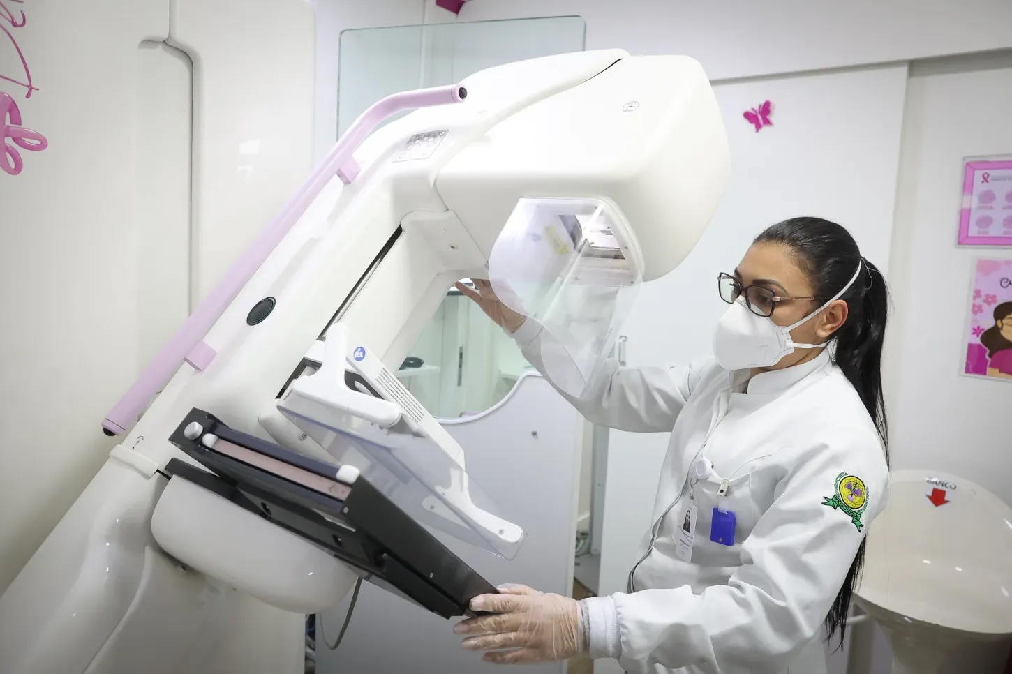 Outubro Rosa: carretas de prevenção ao câncer de mama passam por 15 cidades de SP